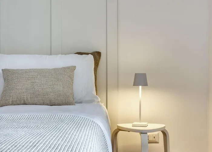 Apartment Charme In Balduina By Rhr